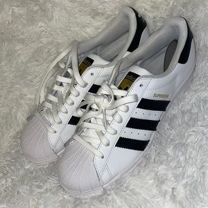 Like NEW ADIDAS